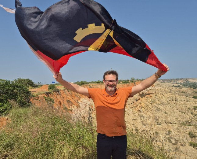 Turismo em Angola na época de conexão: VANTOUR ANGOLA