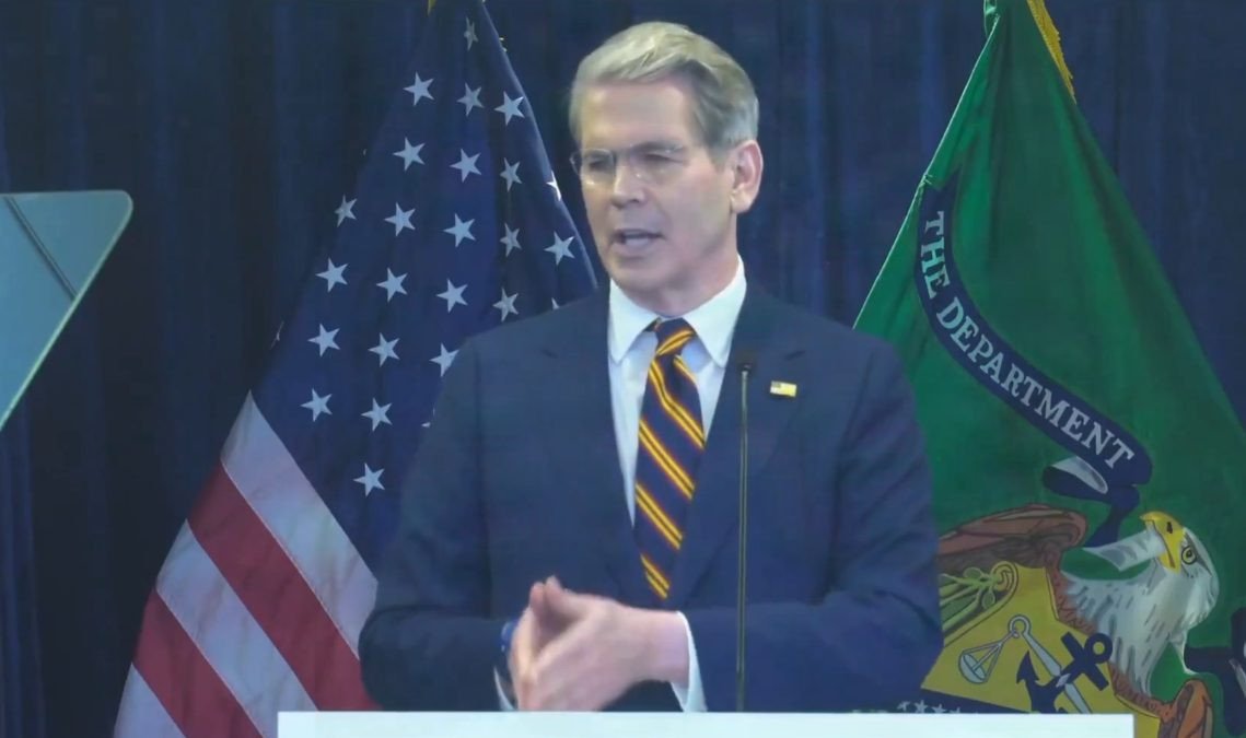 Governo americano congela US$ 130 milhões em criptomoedas do Irã